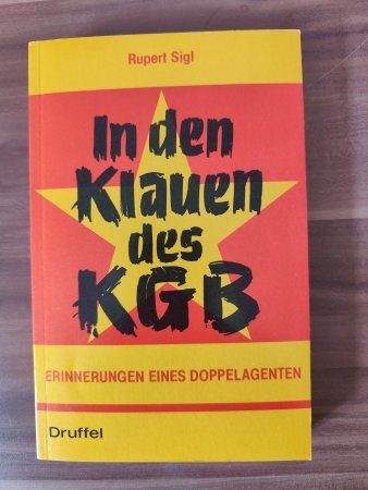 In den Klauen des KGB - Erinnerungen eines Doppelagenten
